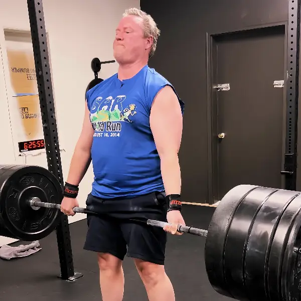 CrossFit Gym in Kalispell. Man performing Deadlift